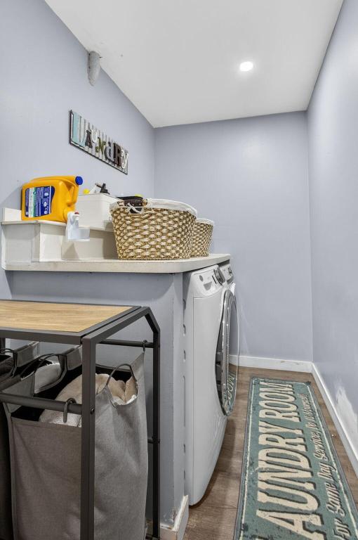 Wellington, Florida, 33470, United States, 4 Bedrooms Bedrooms, ,3 BathroomsBathrooms,Residential,Active,2008727