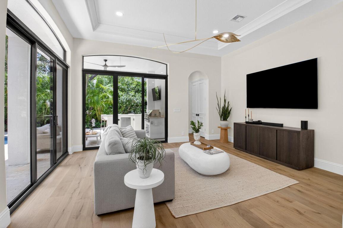 Boca Raton, Florida, 33496, United States, 6 Bedrooms Bedrooms, ,8 BathroomsBathrooms,Residential,Contingent,2008018