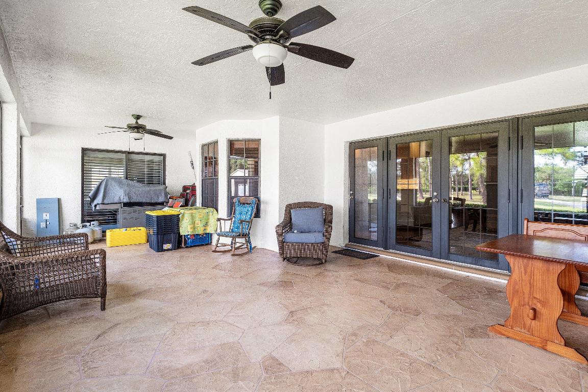 Loxahatchee Groves, Florida, 33470, United States, 4 Bedrooms Bedrooms, ,2 BathroomsBathrooms,Residential,Active,2008730