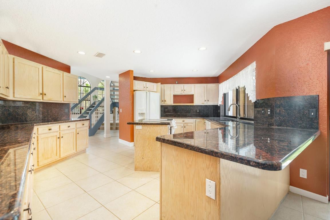 Palm Beach Gardens, Florida, 33418, United States, 4 Bedrooms Bedrooms, ,4 BathroomsBathrooms,Residential,Active,2008749