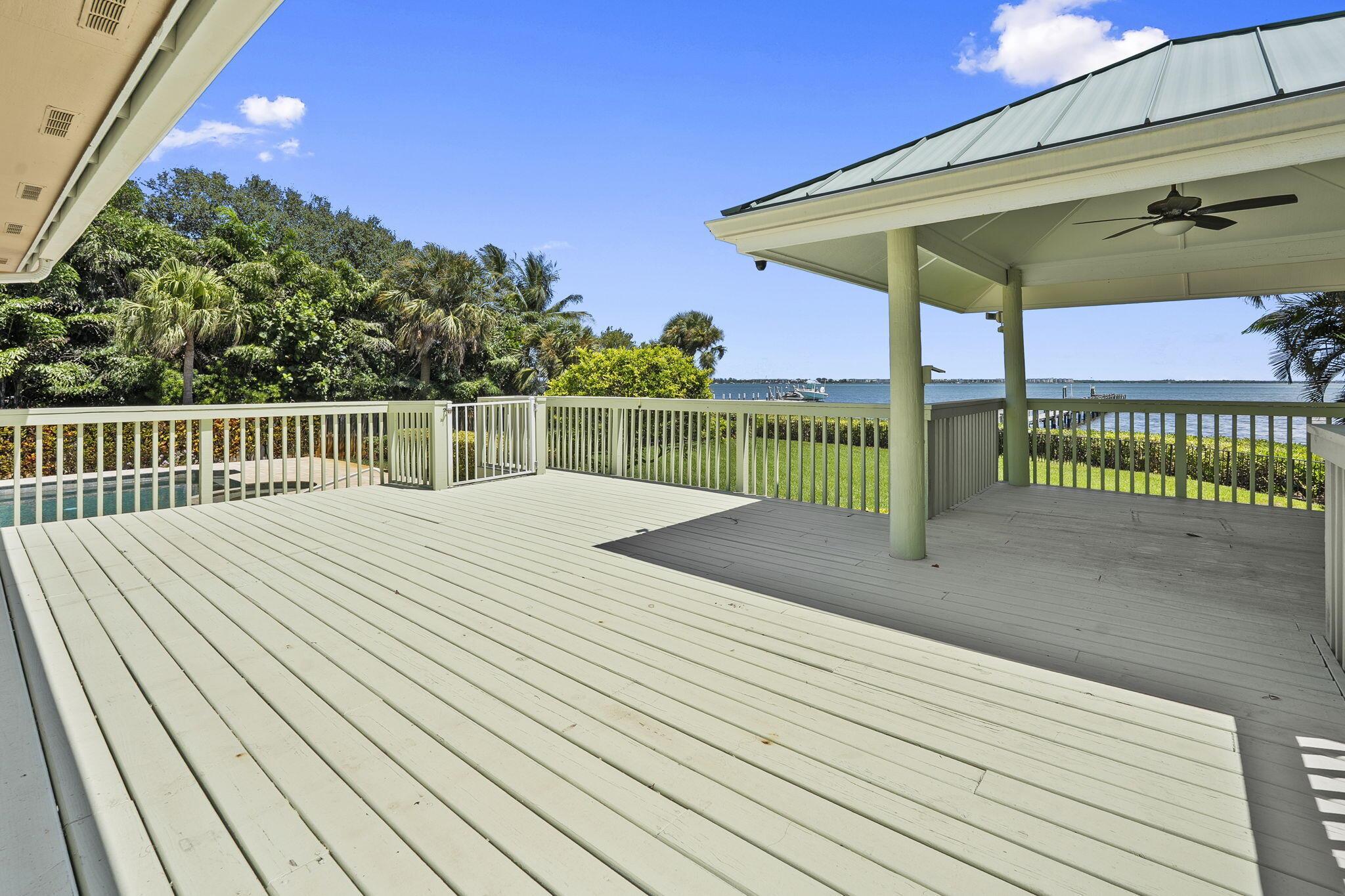 Sewalls Point, Florida, 34996, United States, 3 Bedrooms Bedrooms, ,4 BathroomsBathrooms,Residential,Active,1919064