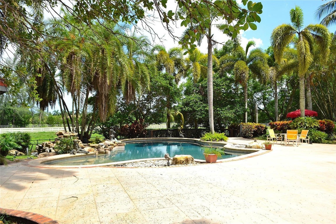 Southwest Ranches, Florida, 33331, United States, 6 Bedrooms Bedrooms, ,6 BathroomsBathrooms,Residential,Active,2008321