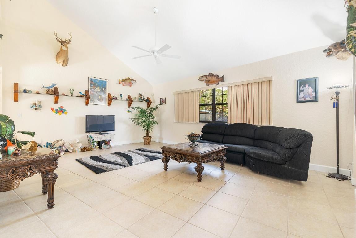 Palm Beach Gardens, Florida, 33418, United States, 4 Bedrooms Bedrooms, ,4 BathroomsBathrooms,Residential,Active,2008749