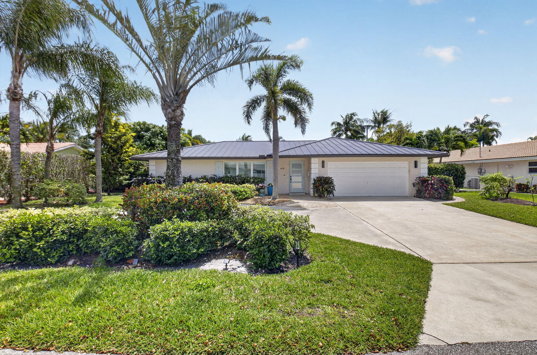 Delray Beach, Florida, 33444, United States, 4 Bedrooms Bedrooms, ,3 BathroomsBathrooms,Residential,Active,2036667