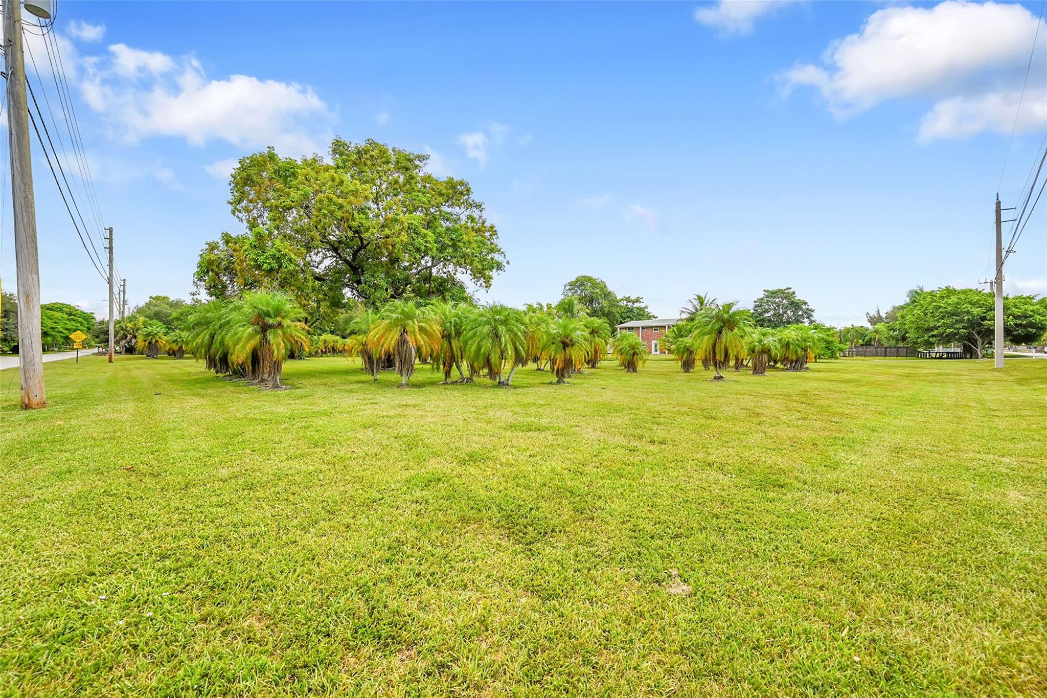 Plantation, Florida, 33323, United States, 4 Bedrooms Bedrooms, ,3 BathroomsBathrooms,Residential,Active,1922678