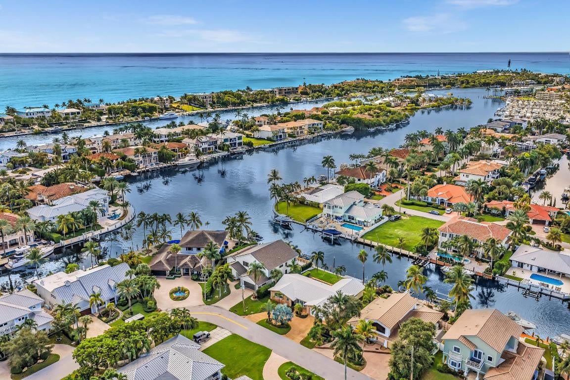 Lighthouse Point, Florida, 33064, United States, 4 Bedrooms Bedrooms, ,4 BathroomsBathrooms,Residential,Active,2008288