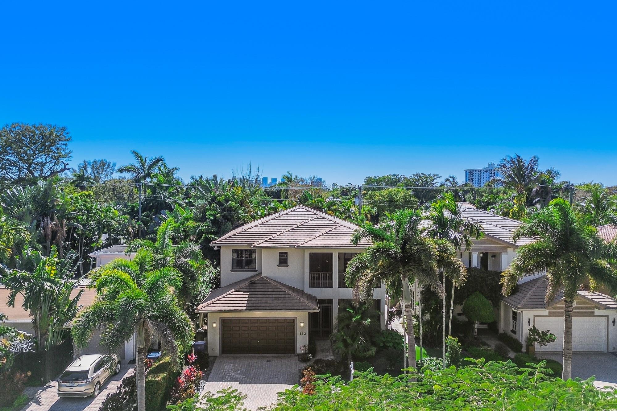 Wilton Manors, Florida, 33305, United States, 4 Bedrooms Bedrooms, ,4 BathroomsBathrooms,Residential,Active,2015475
