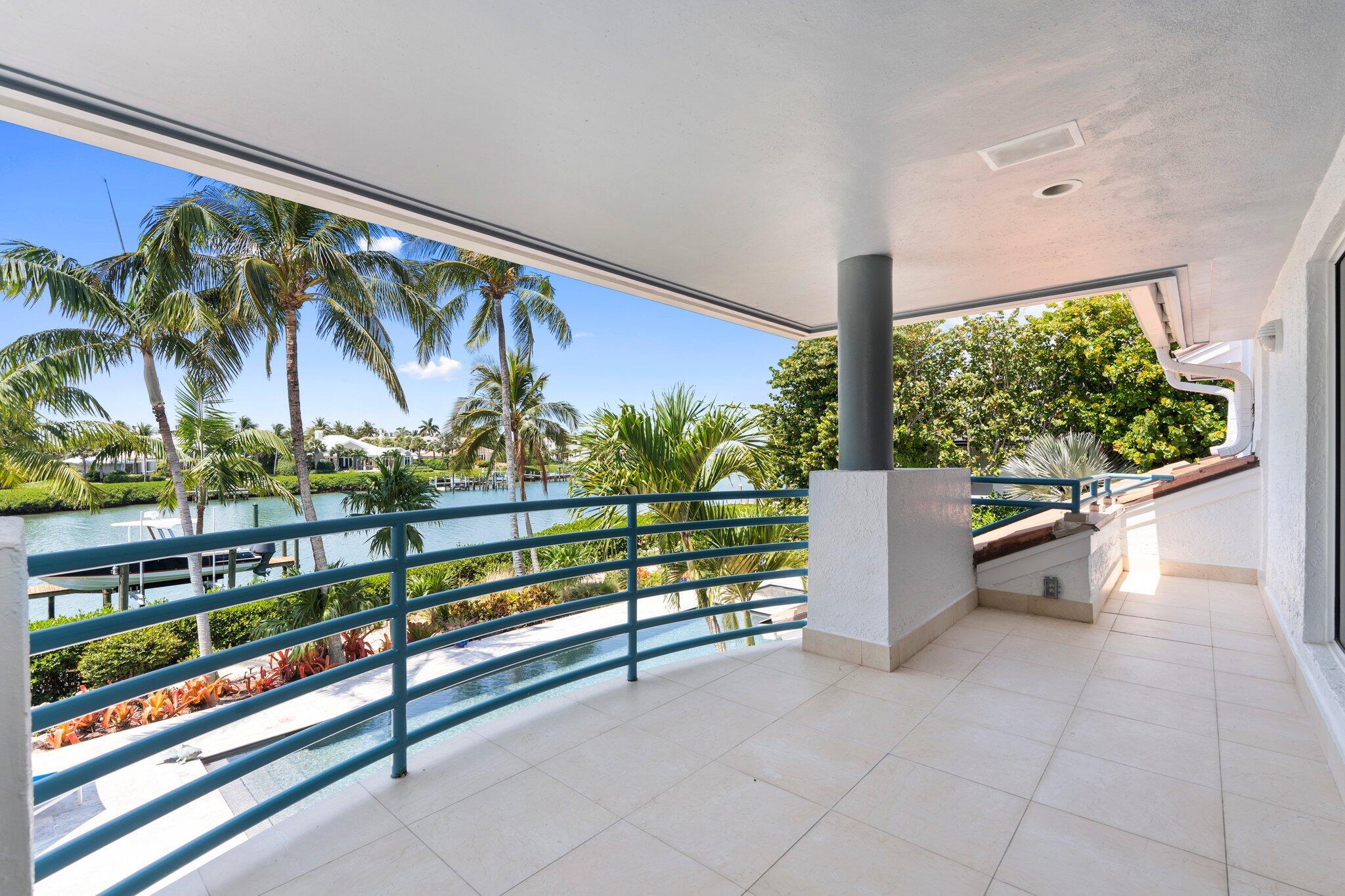 Stuart, Florida, 34996, United States, 4 Bedrooms Bedrooms, ,6 BathroomsBathrooms,Residential,Active,1831837