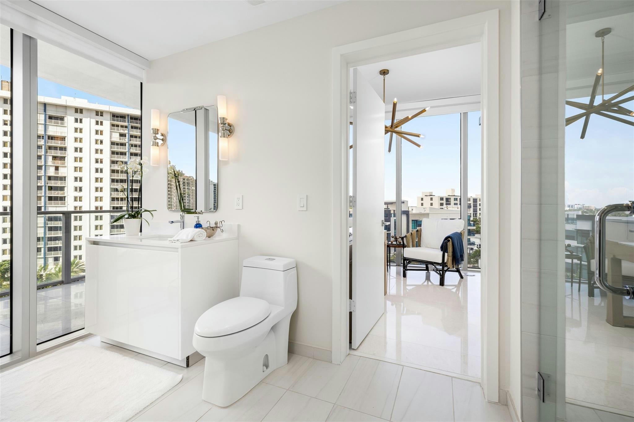 Fort Lauderdale, Florida, 33305, United States, ,4 BathroomsBathrooms,Residential,Active,1703657