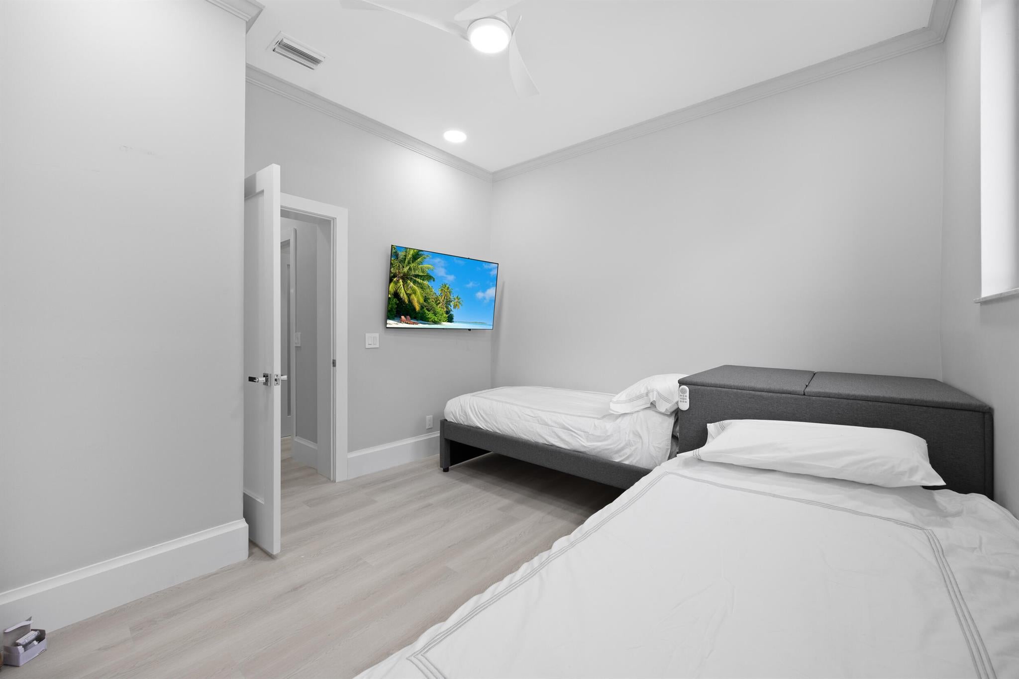 Boca Raton, Florida, 33498, United States, 4 Bedrooms Bedrooms, ,5 BathroomsBathrooms,Residential,Active,1904710