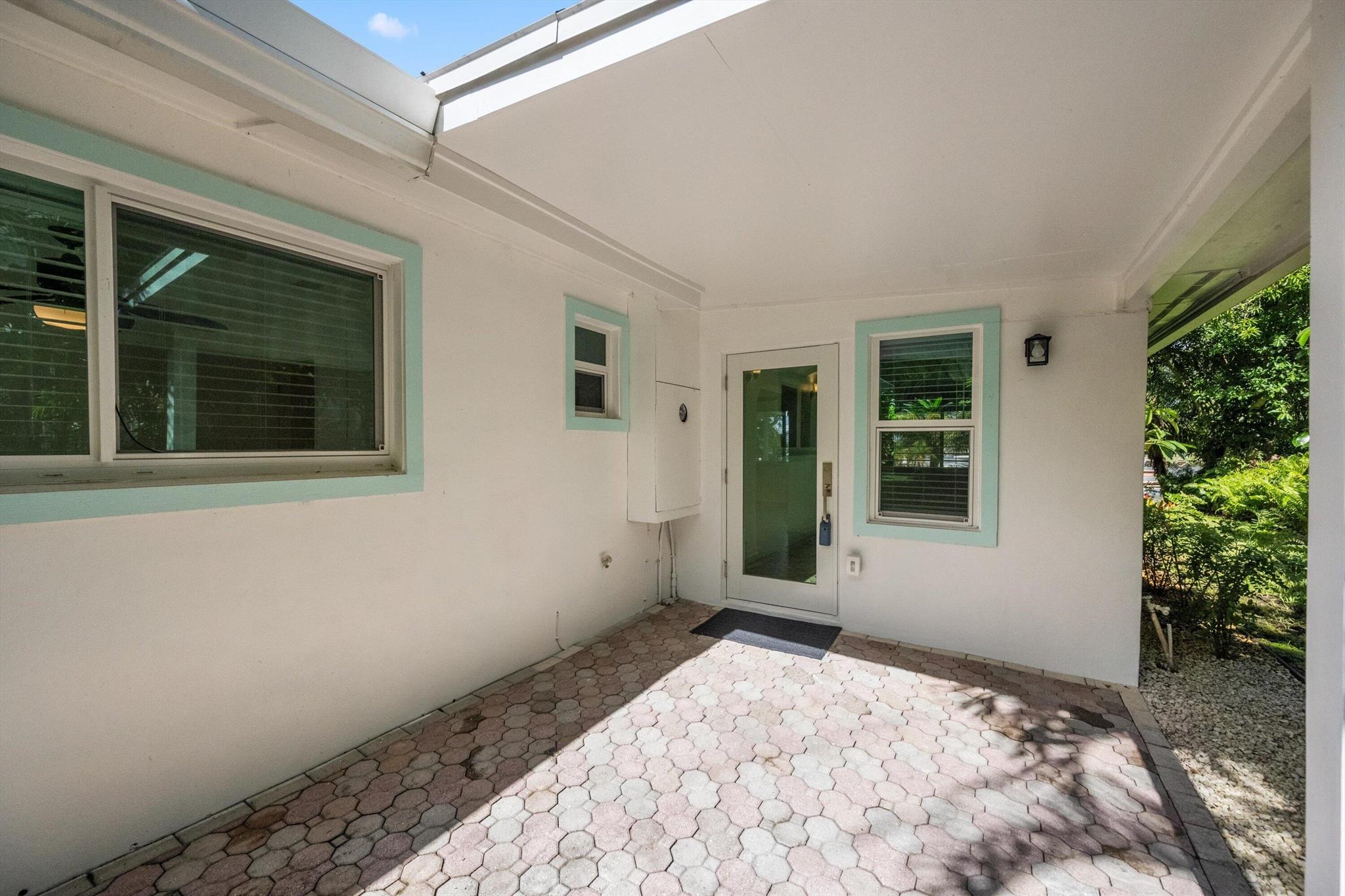 Stuart, Florida, 34994, United States, 2 Bedrooms Bedrooms, ,2 BathroomsBathrooms,Residential,Active,1973316