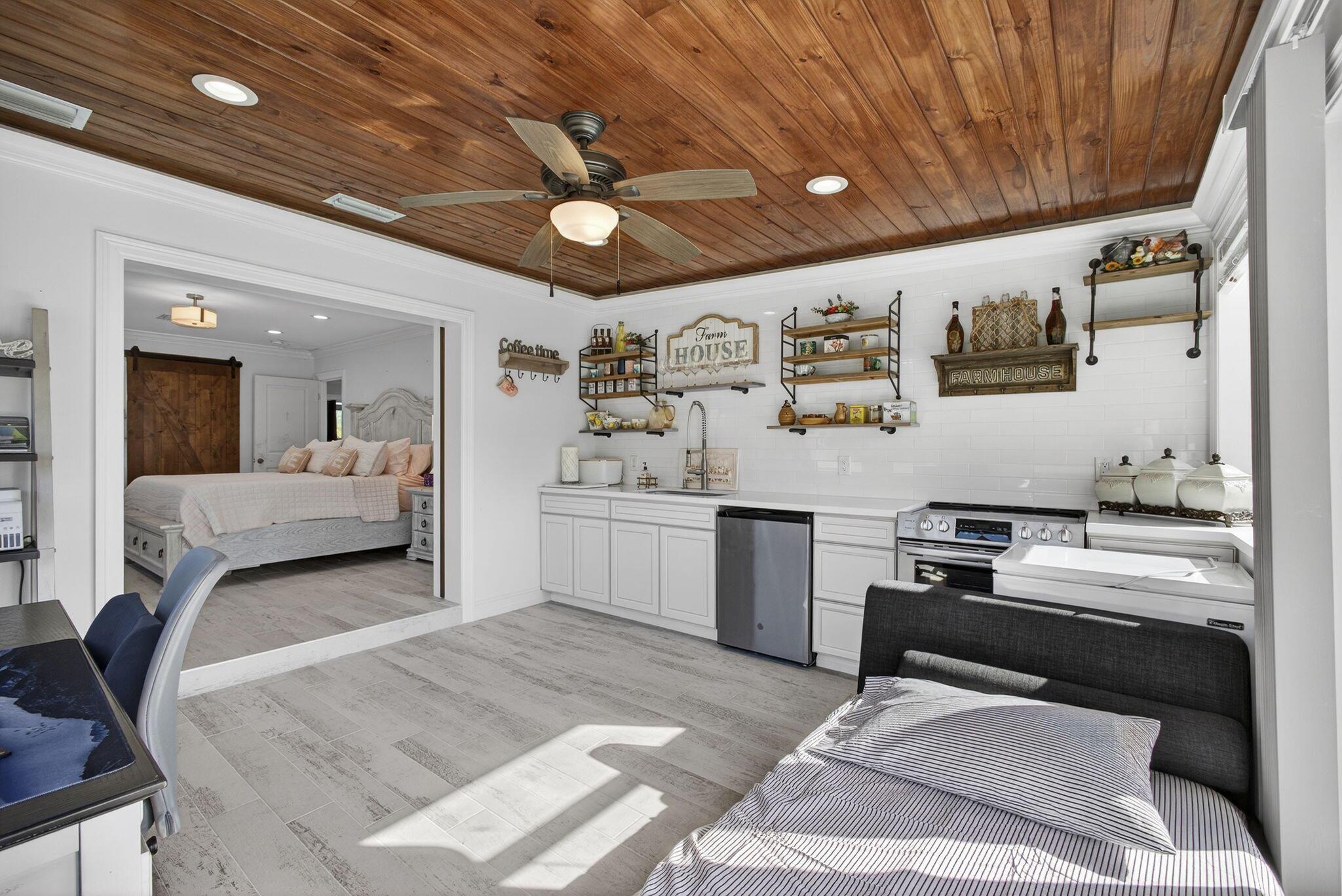 Wellington, Florida, 33470, United States, 4 Bedrooms Bedrooms, ,4 BathroomsBathrooms,Residential,Active,2003540