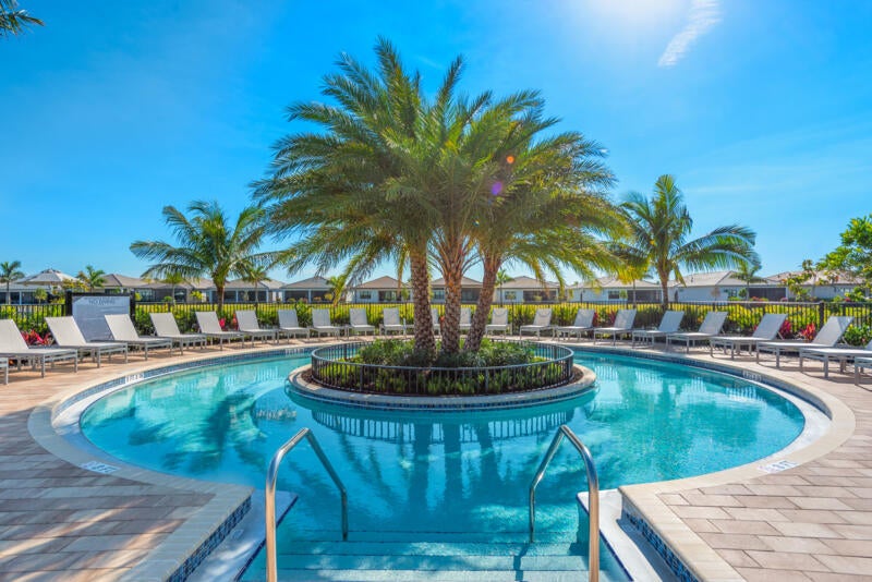 Boynton Beach, Florida, 33473, United States, 4 Bedrooms Bedrooms, ,4 BathroomsBathrooms,Residential,Pending,2008322