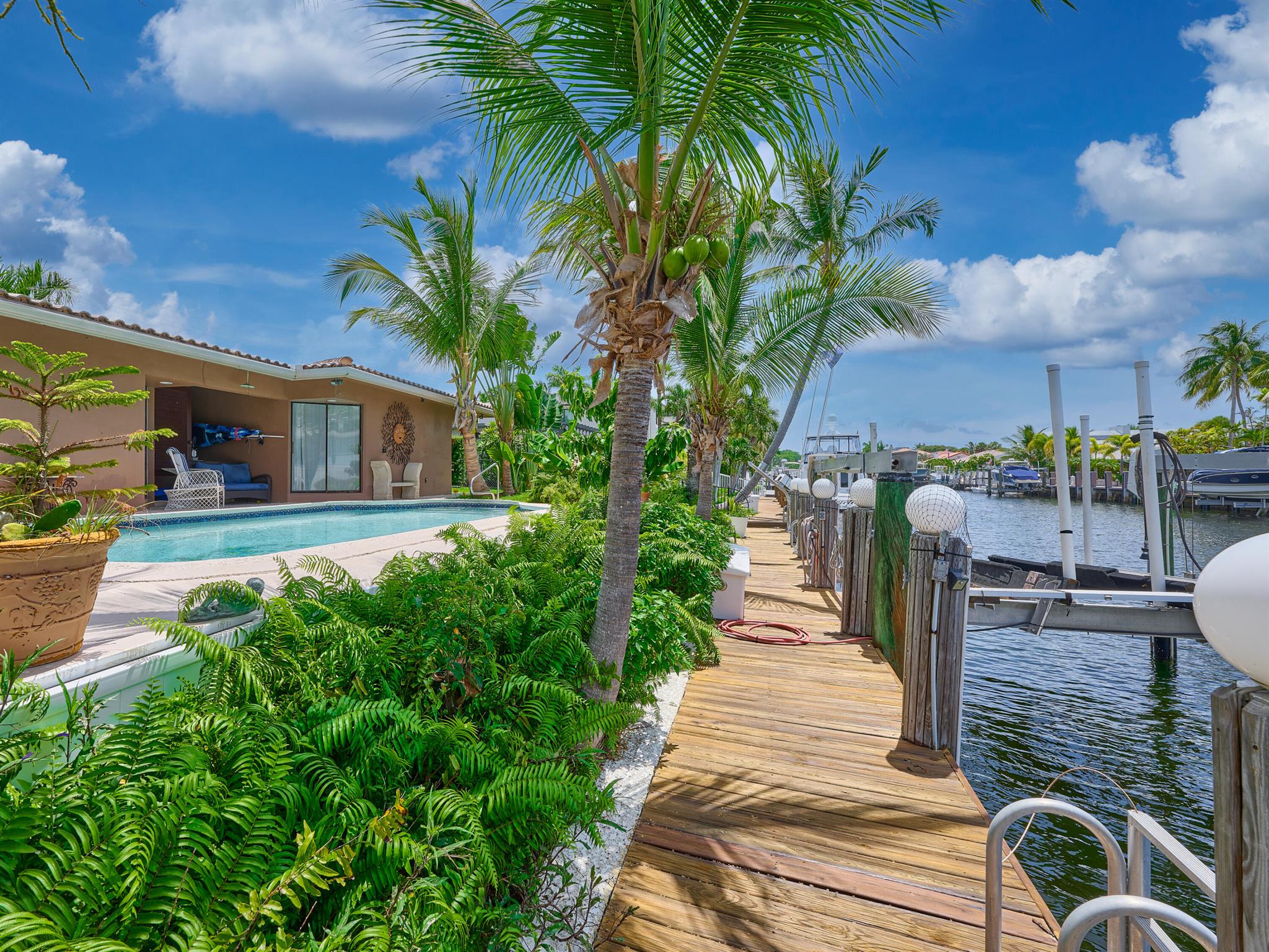Lighthouse Point, Florida, 33064, United States, 4 Bedrooms Bedrooms, ,3 BathroomsBathrooms,Residential,Active,1900500