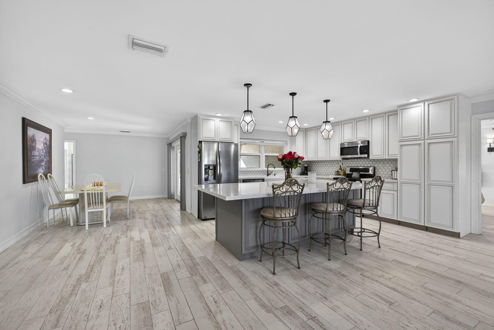 Wellington, Florida, 33470, United States, 4 Bedrooms Bedrooms, ,4 BathroomsBathrooms,Residential,Active,2003540