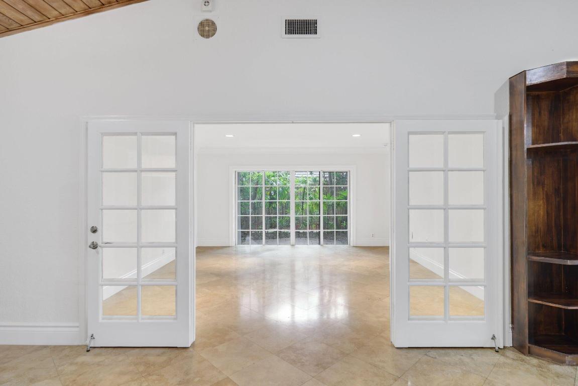 Boca Raton, Florida, 33431, United States, 4 Bedrooms Bedrooms, ,4 BathroomsBathrooms,Residential,Pending,2007935