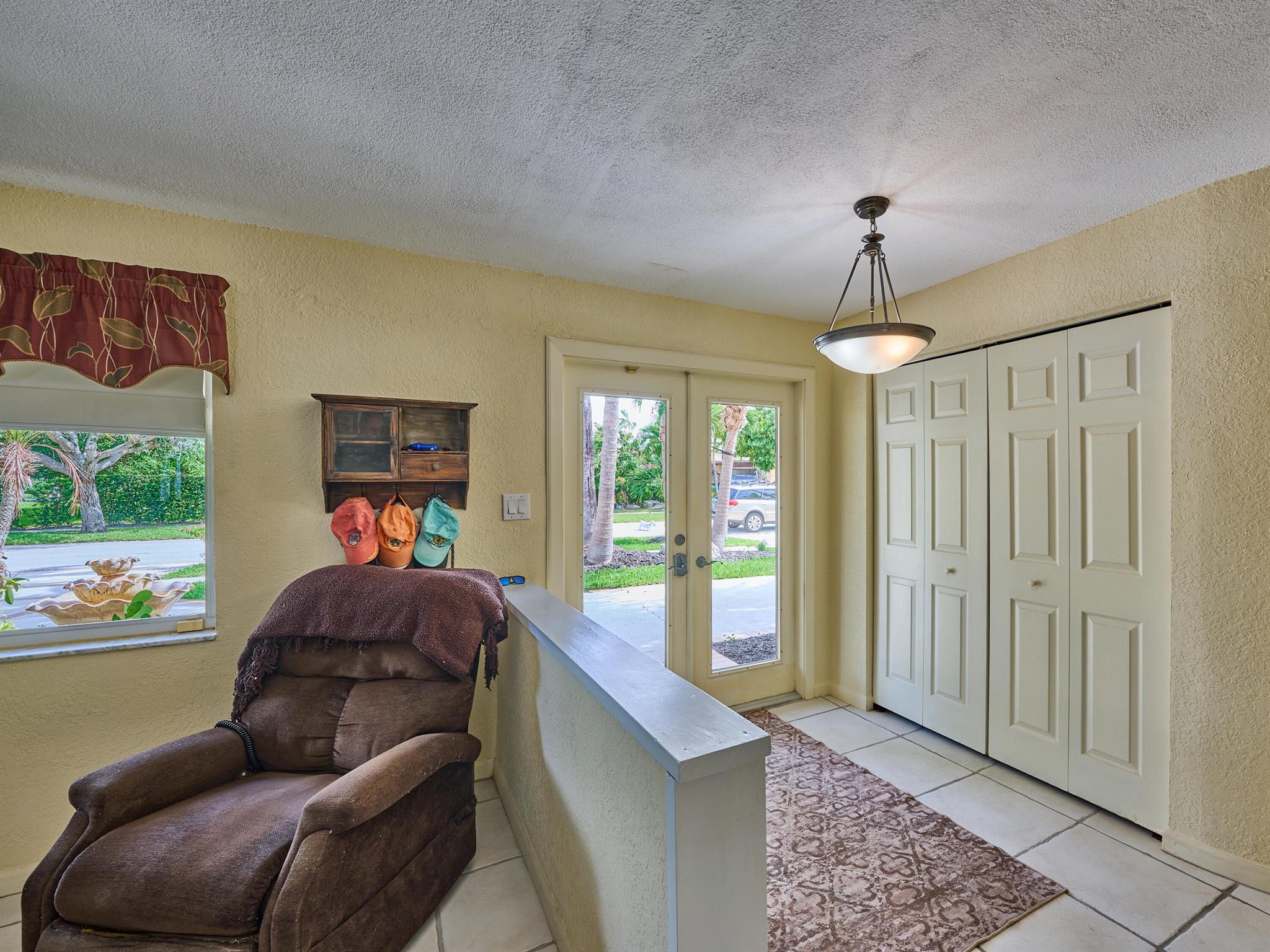 Lighthouse Point, Florida, 33064, United States, 4 Bedrooms Bedrooms, ,3 BathroomsBathrooms,Residential,Active,1900500