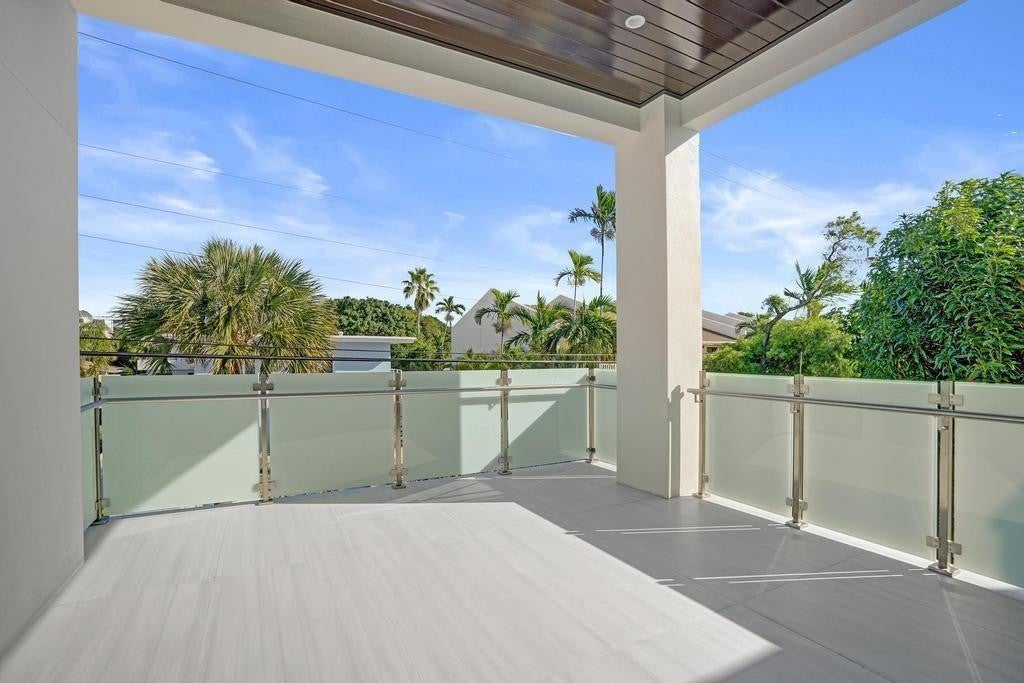 Fort Lauderdale, Florida, 33308, United States, 4 Bedrooms Bedrooms, ,4 BathroomsBathrooms,Residential,Active,2008752