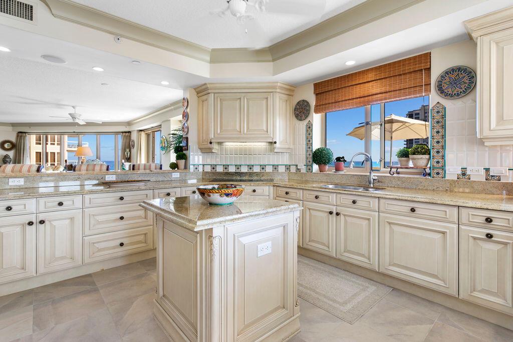 Singer Island, Florida, 33404, United States, 3 Bedrooms Bedrooms, ,5 BathroomsBathrooms,Residential,Active,1990606