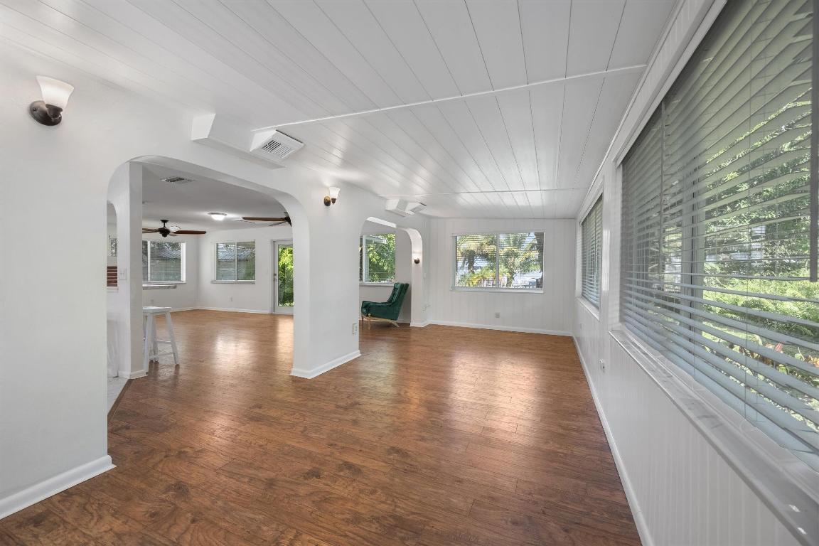 Stuart, Florida, 34994, United States, 2 Bedrooms Bedrooms, ,2 BathroomsBathrooms,Residential,Active,2008289