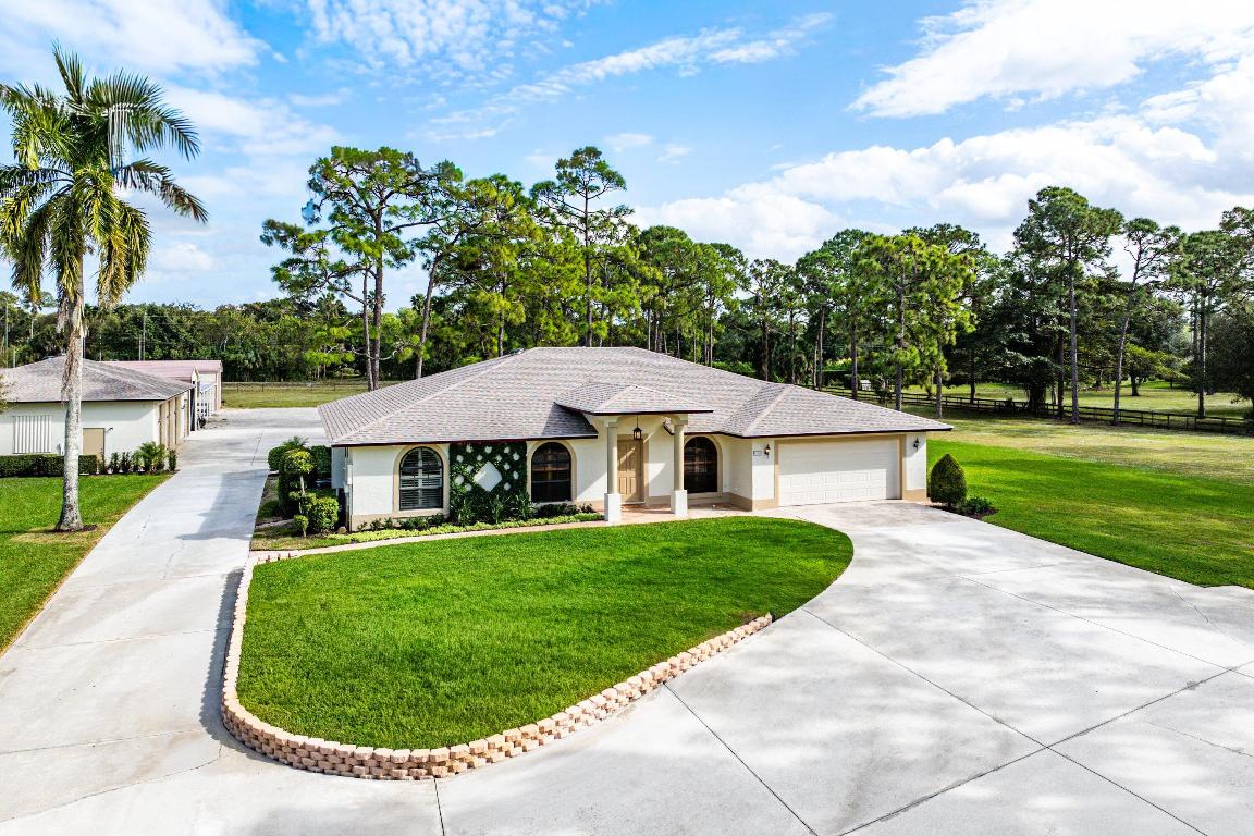 Loxahatchee Groves, Florida, 33470, United States, 4 Bedrooms Bedrooms, ,2 BathroomsBathrooms,Residential,Active,2008730