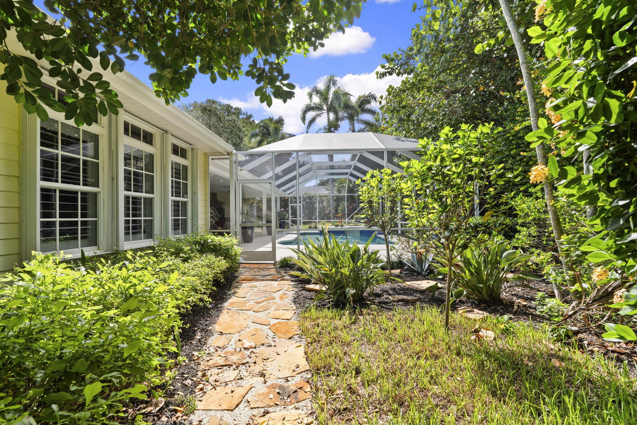 Sewalls Point, Florida, 34996, United States, 4 Bedrooms Bedrooms, ,3 BathroomsBathrooms,Residential,Active,1953273