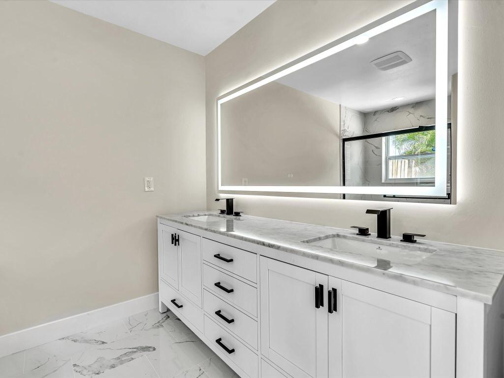 Boca Raton, Florida, 33433, United States, 4 Bedrooms Bedrooms, ,2 BathroomsBathrooms,Residential,Active,2008275