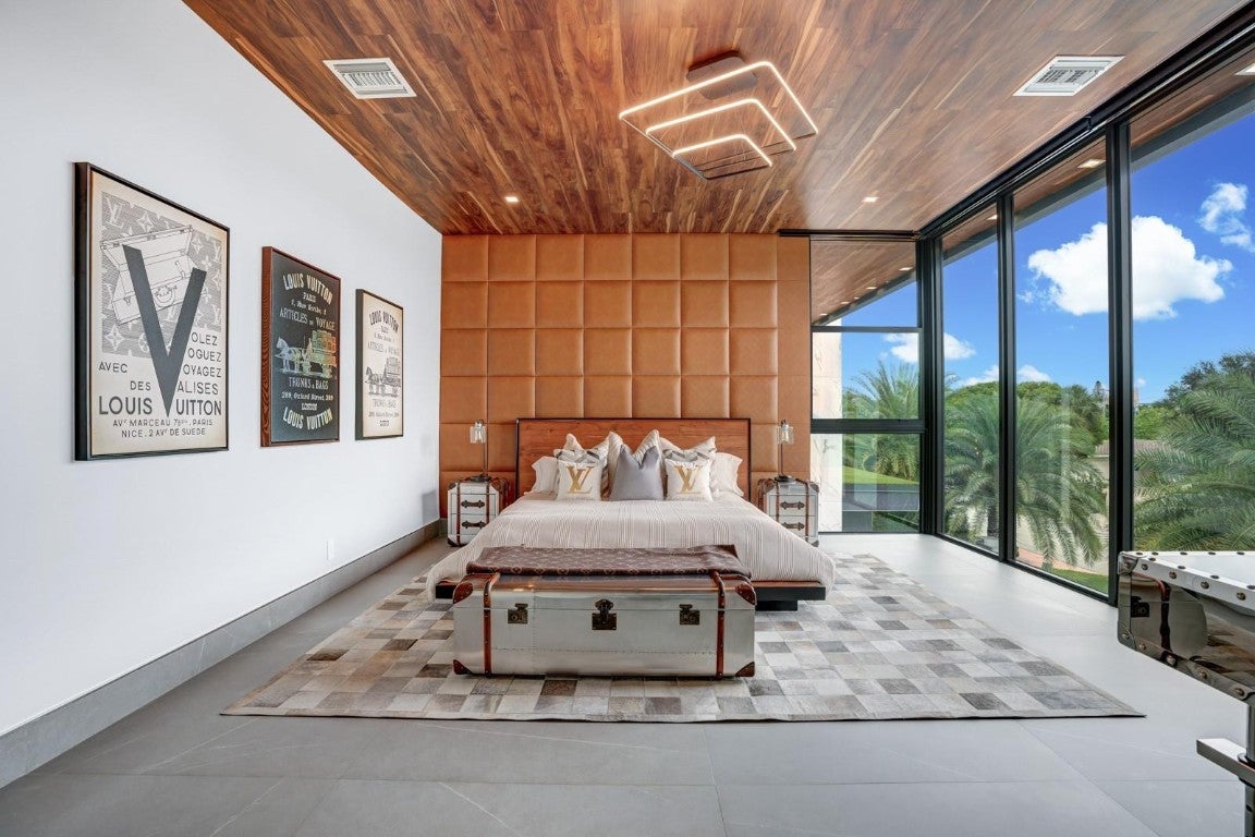 Fort Lauderdale, Florida, 33304, United States, 6 Bedrooms Bedrooms, ,9 BathroomsBathrooms,Residential,Active,2007970