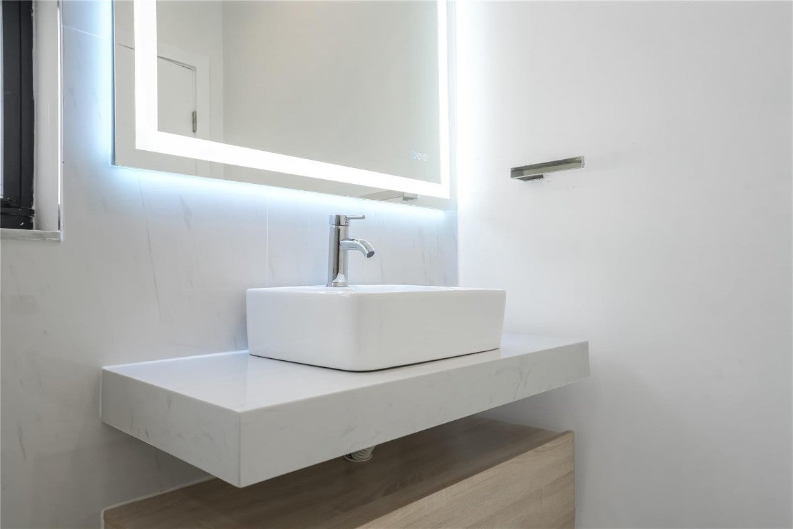 Fort Lauderdale, Florida, 33308, United States, 3 Bedrooms Bedrooms, ,3 BathroomsBathrooms,Residential,Contingent,2008742