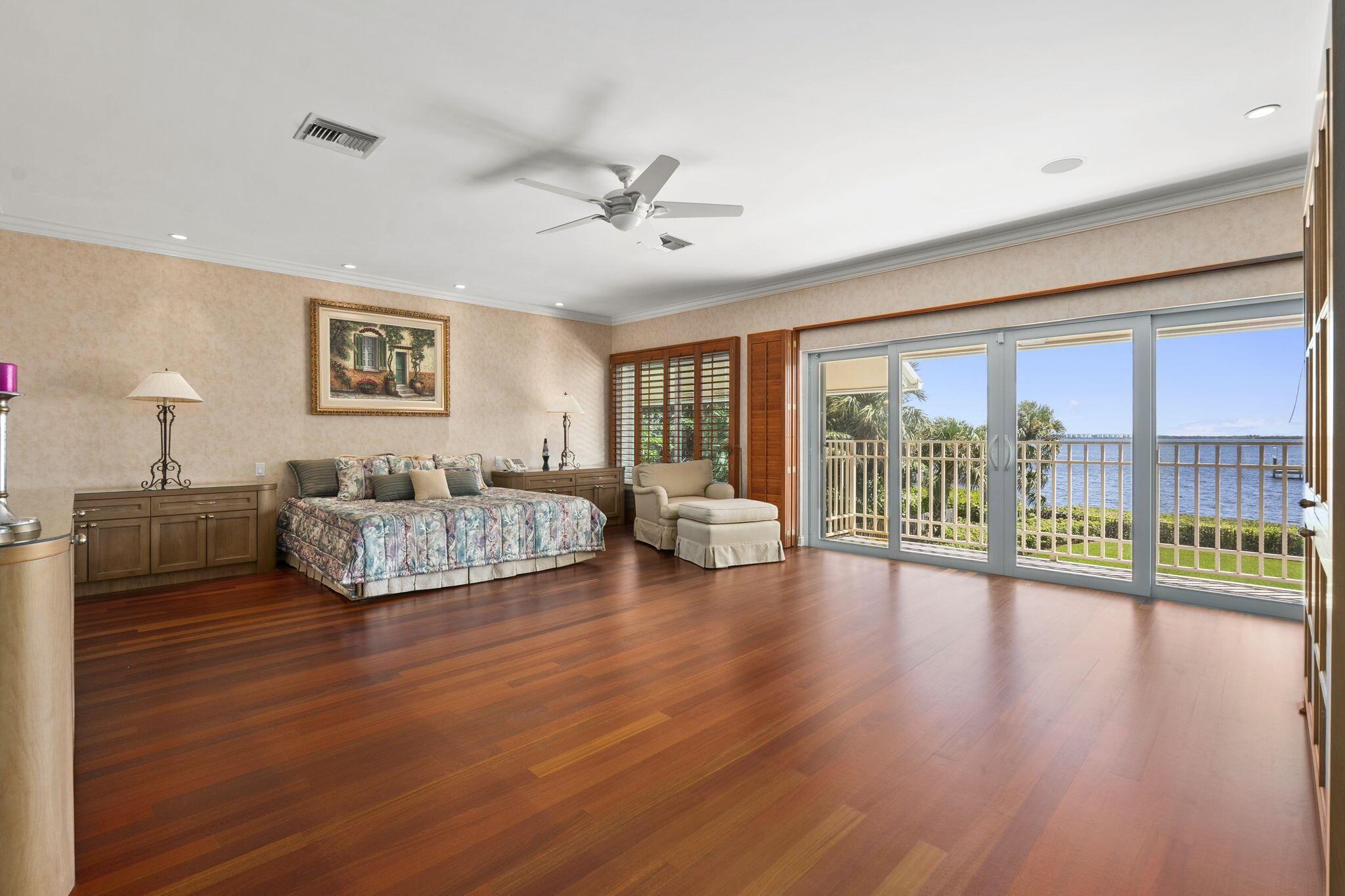 Sewalls Point, Florida, 34996, United States, 3 Bedrooms Bedrooms, ,4 BathroomsBathrooms,Residential,Active,1919064