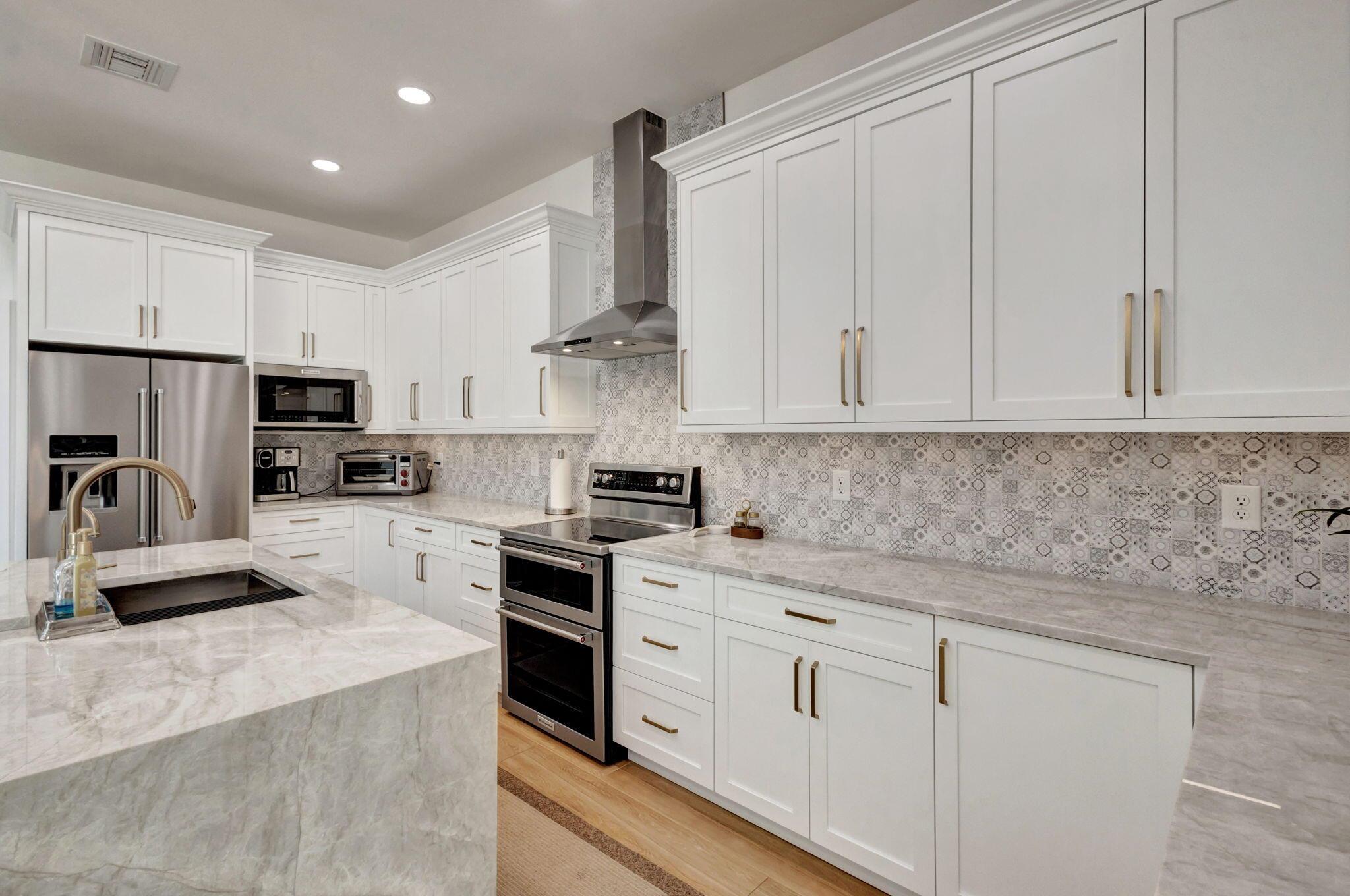 North Palm Beach, Florida, 33408, United States, 4 Bedrooms Bedrooms, ,5 BathroomsBathrooms,Residential,Active,1973305