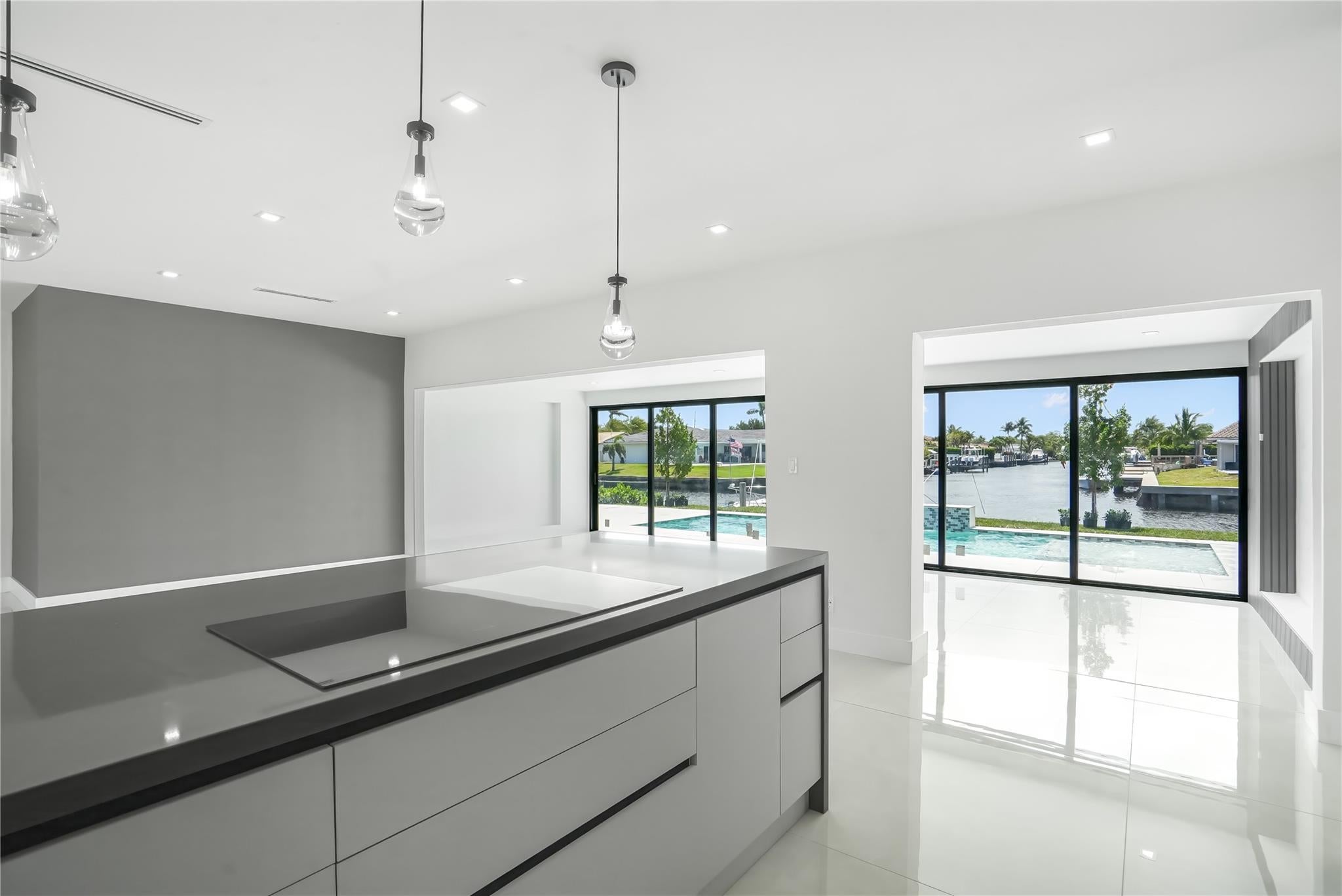 Fort Lauderdale, Florida, 33308, United States, 3 Bedrooms Bedrooms, ,3 BathroomsBathrooms,Residential,Active,1892444