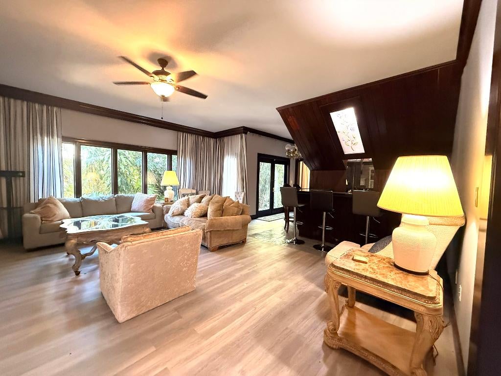 Fort Pierce, Florida, 34950, United States, 6 Bedrooms Bedrooms, ,6 BathroomsBathrooms,Residential,Active,2007665