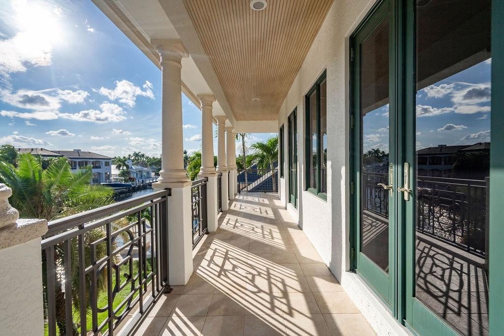Lighthouse Point, Florida, 33064, United States, 4 Bedrooms Bedrooms, ,6 BathroomsBathrooms,Residential,Active,2006873