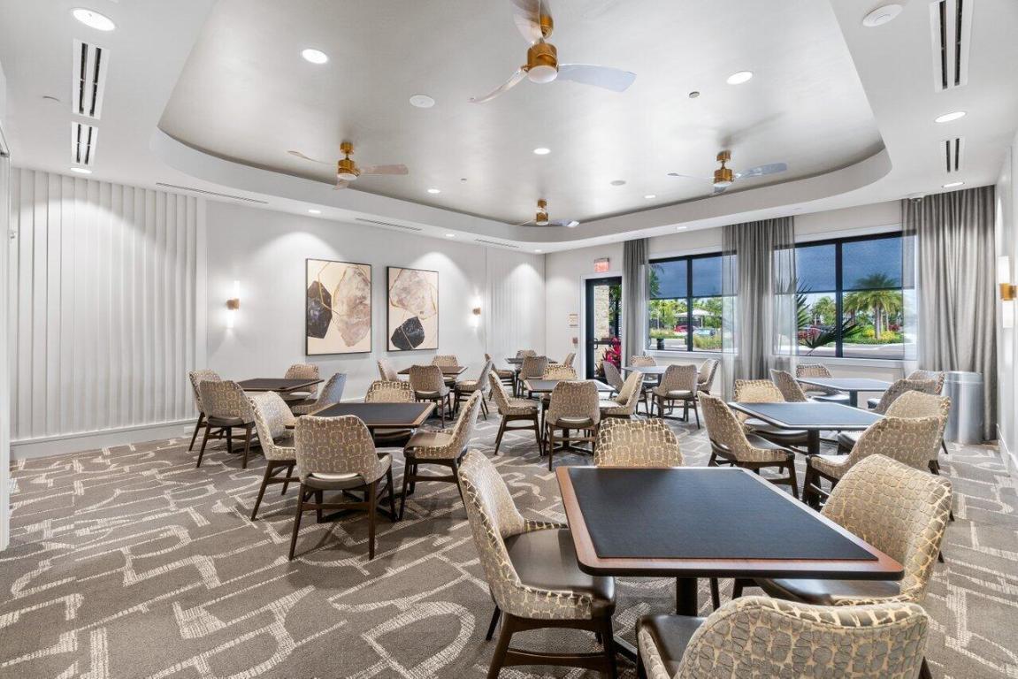 Boynton Beach, Florida, 33473, United States, 4 Bedrooms Bedrooms, ,4 BathroomsBathrooms,Residential,Pending,2008322