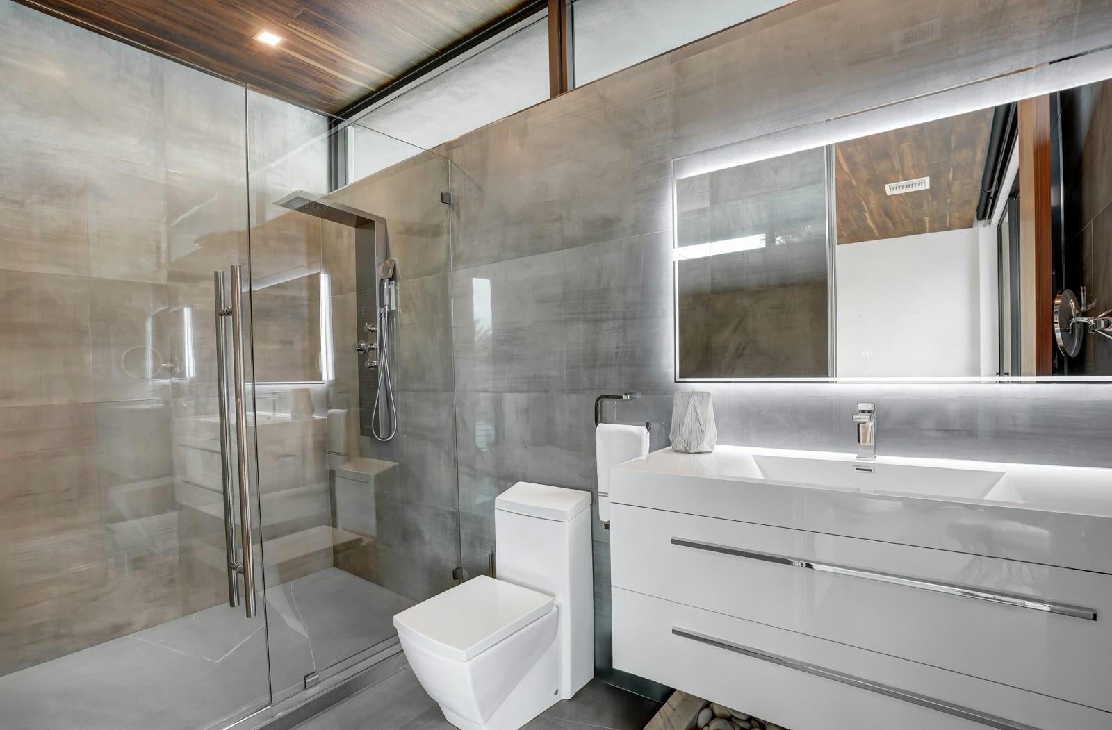 Fort Lauderdale, Florida, 33304, United States, ,9 BathroomsBathrooms,Residential,Active,1704754