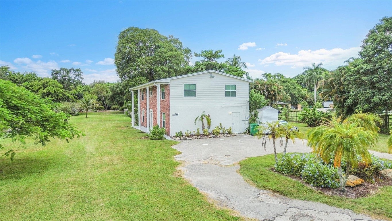 Plantation, Florida, 33323, United States, 4 Bedrooms Bedrooms, ,3 BathroomsBathrooms,Residential,Contingent,2008349