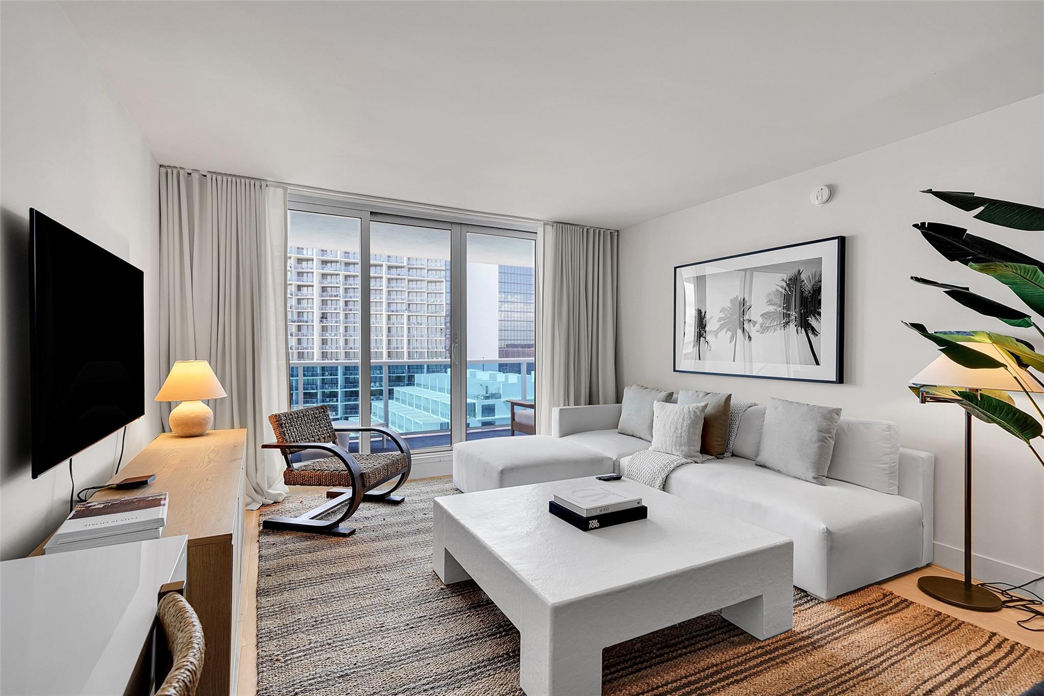 Miami Beach, Florida, 33139, United States, 2 Bedrooms Bedrooms, ,2 BathroomsBathrooms,Residential,Active,1973367