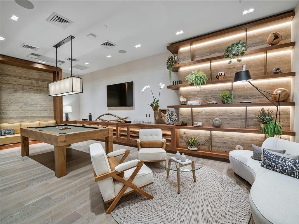 Fort Lauderdale, Florida, 33305, United States, ,4 BathroomsBathrooms,Residential,Active,1703657