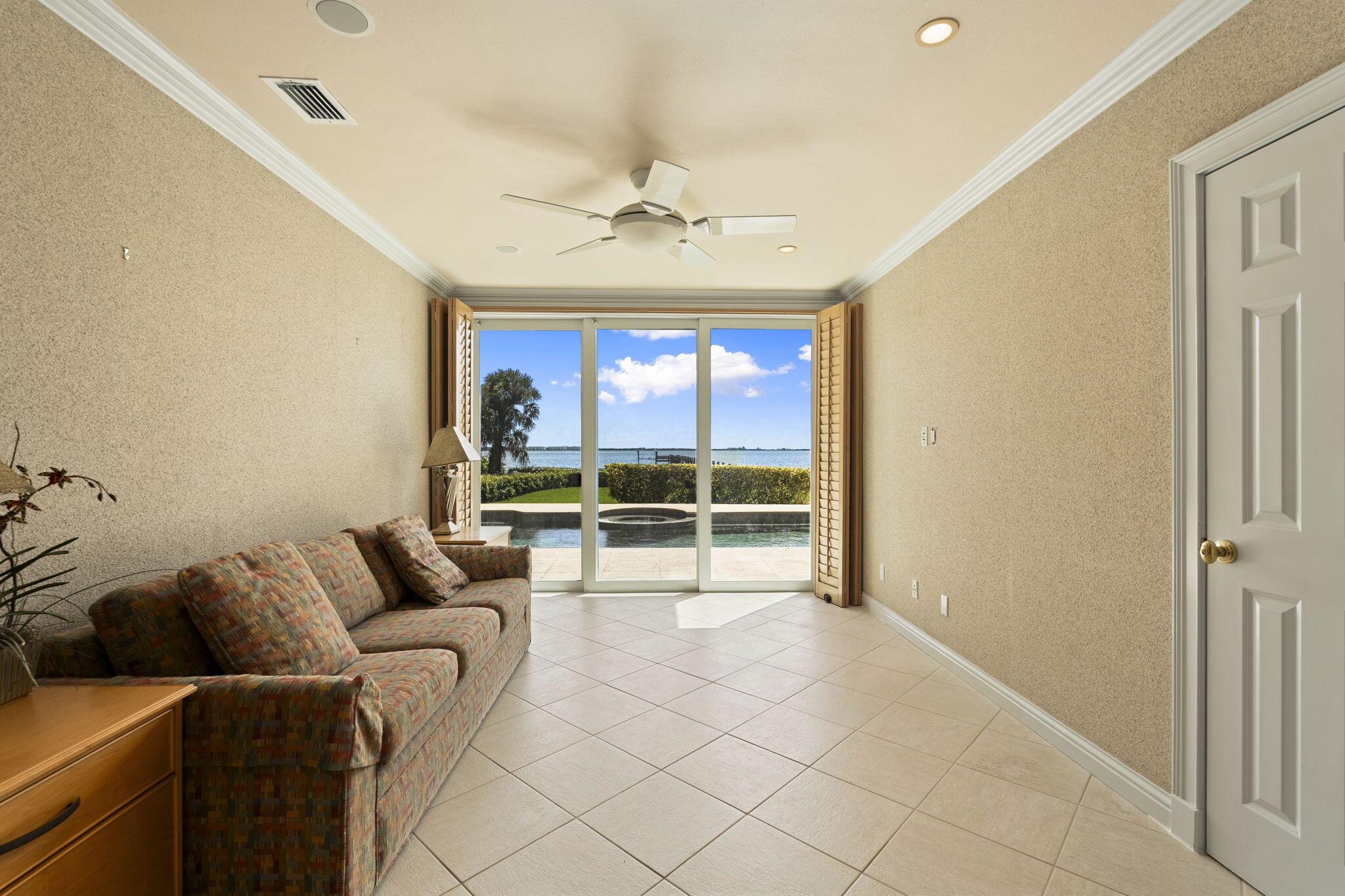 Sewalls Point, Florida, 34996, United States, 3 Bedrooms Bedrooms, ,4 BathroomsBathrooms,Residential,Active,1919064