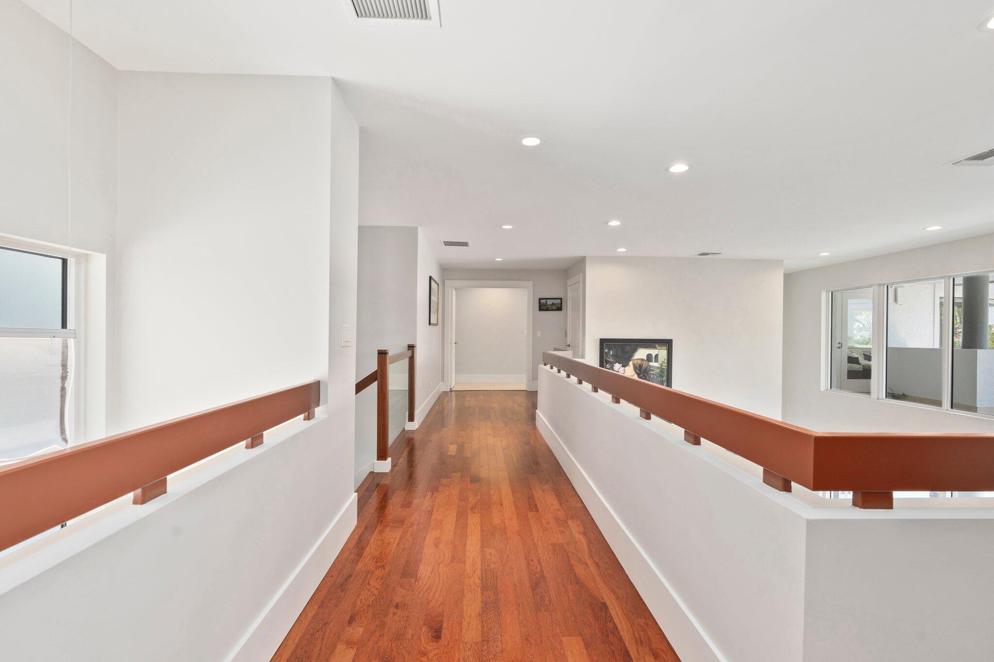 Stuart, Florida, 34996, United States, 4 Bedrooms Bedrooms, ,6 BathroomsBathrooms,Residential,Active,1831837