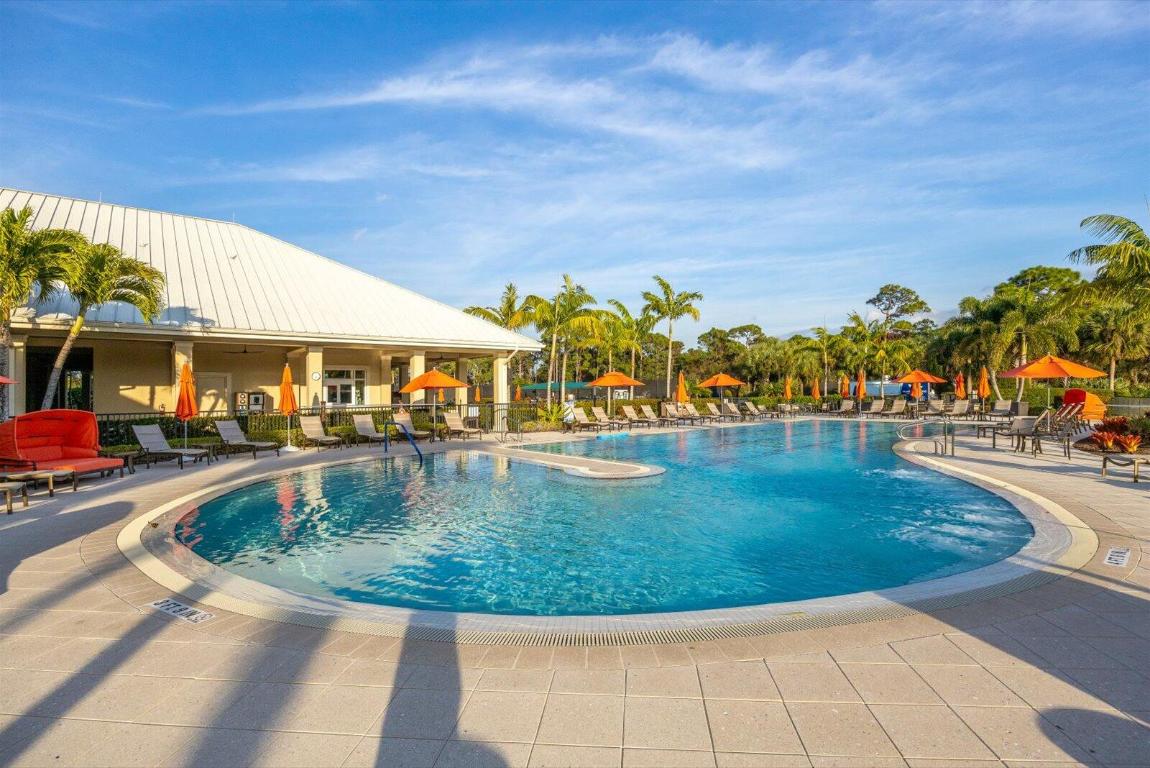 Palm City, Florida, 34990, United States, 3 Bedrooms Bedrooms, ,4 BathroomsBathrooms,Residential,Active,2011193