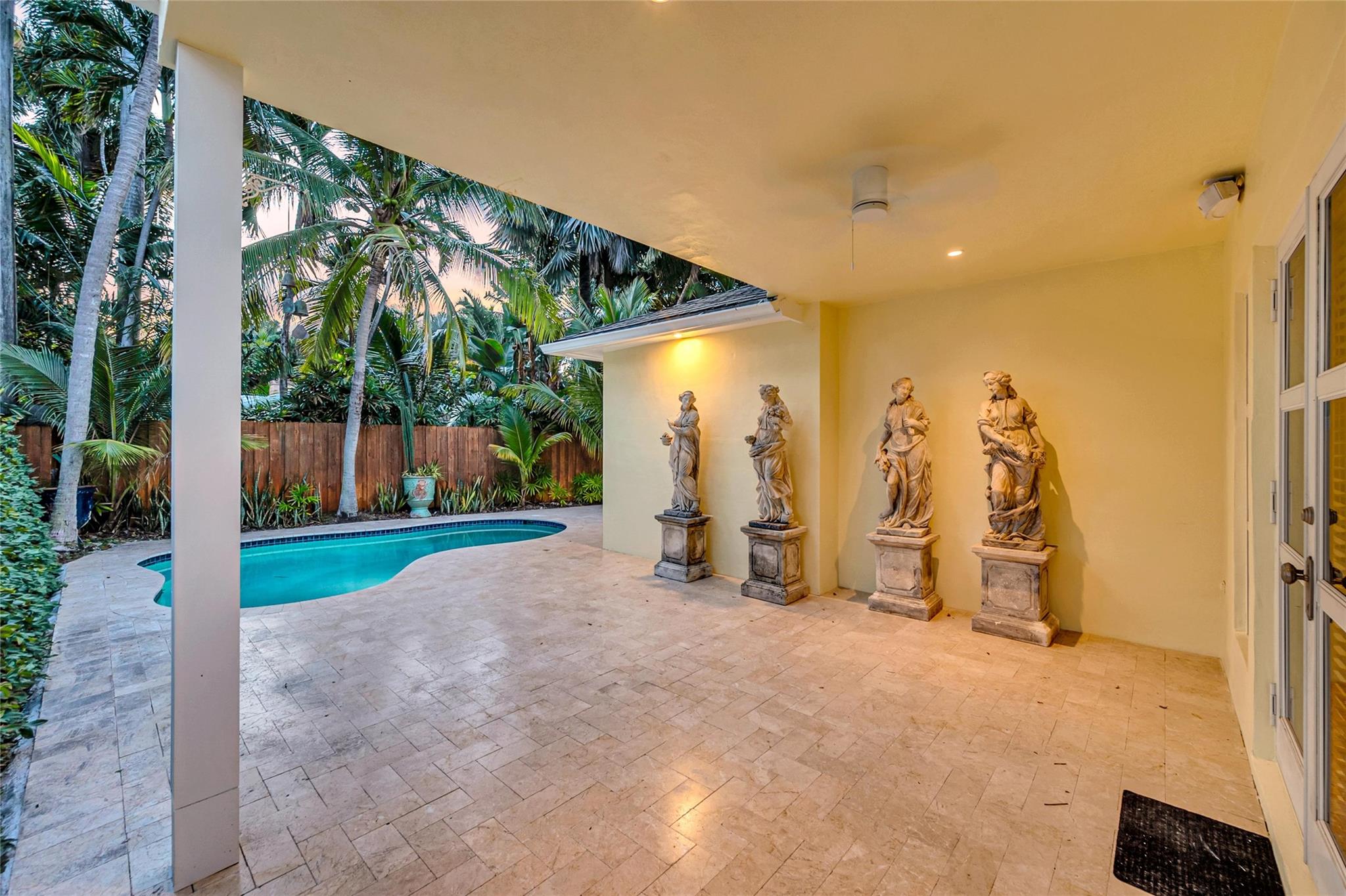 Fort Lauderdale, Florida, 33301, United States, 5 Bedrooms Bedrooms, ,5 BathroomsBathrooms,Residential,Active,1993671