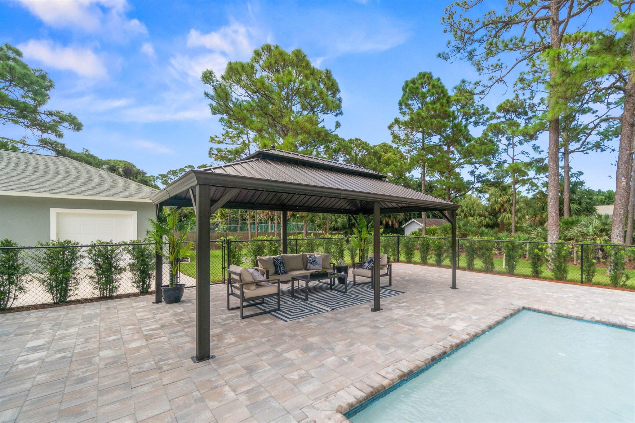 Palm Beach Gardens, Florida, 33418, United States, 4 Bedrooms Bedrooms, ,2 BathroomsBathrooms,Residential,Active,1953259