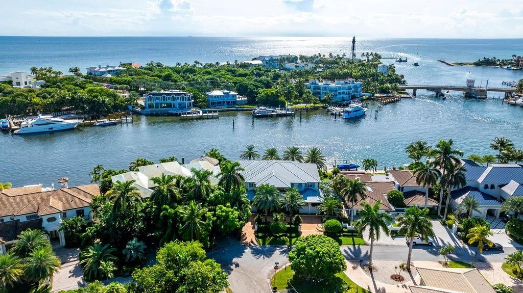 Lighthouse Point, Florida, 33064, United States, 5 Bedrooms Bedrooms, ,6 BathroomsBathrooms,Residential,Active,1971803