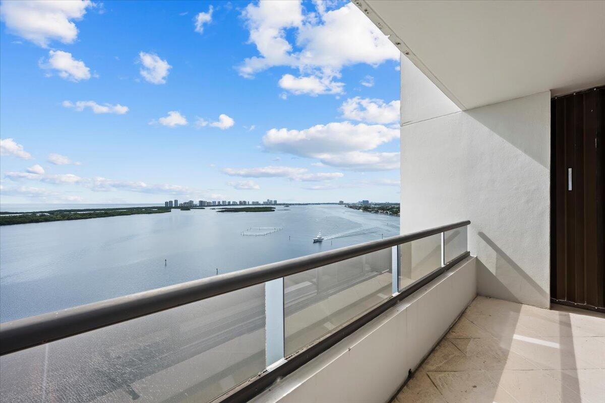 North Palm Beach, Florida, 33408, United States, 3 Bedrooms Bedrooms, ,3 BathroomsBathrooms,Residential,Active,1933736