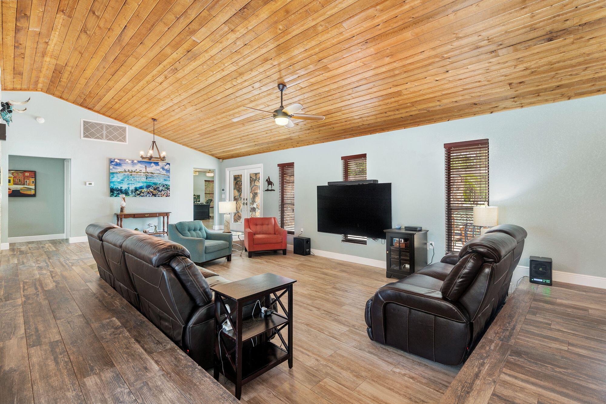 Palm Beach Gardens, Florida, 33418, United States, 3 Bedrooms Bedrooms, ,3 BathroomsBathrooms,Residential,Active,1973323