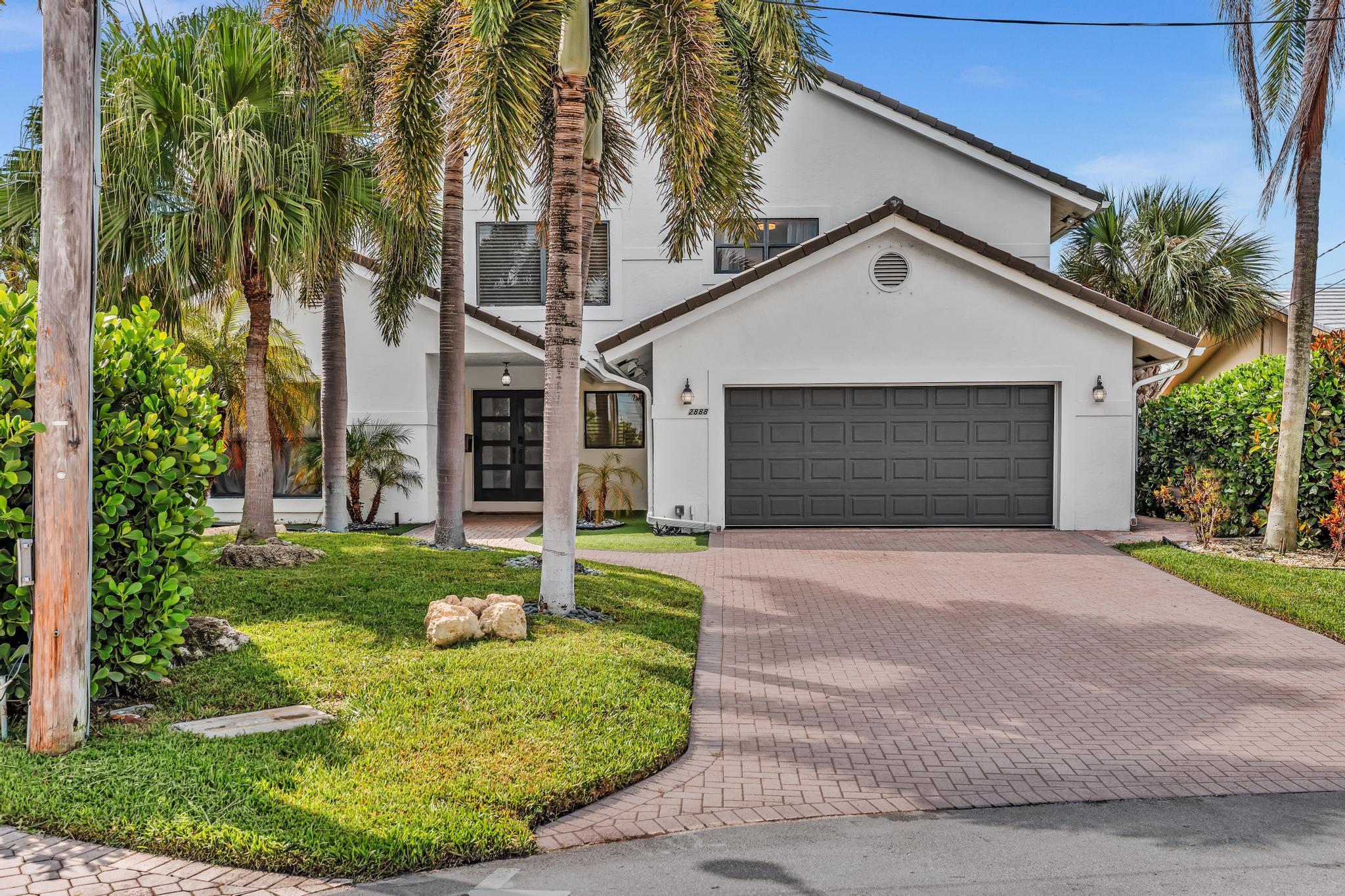 Lighthouse Point, Florida, 33064, United States, 4 Bedrooms Bedrooms, ,4 BathroomsBathrooms,Residential,Active,1945211