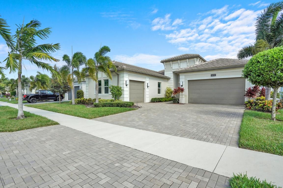 Boynton Beach, Florida, 33473, United States, 3 Bedrooms Bedrooms, ,4 BathroomsBathrooms,Residential,Active,2008023
