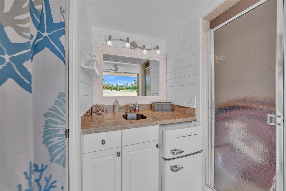 Palm Beach, Florida, 33480, United States, 3 Bedrooms Bedrooms, ,3 BathroomsBathrooms,Residential,Active,1954435